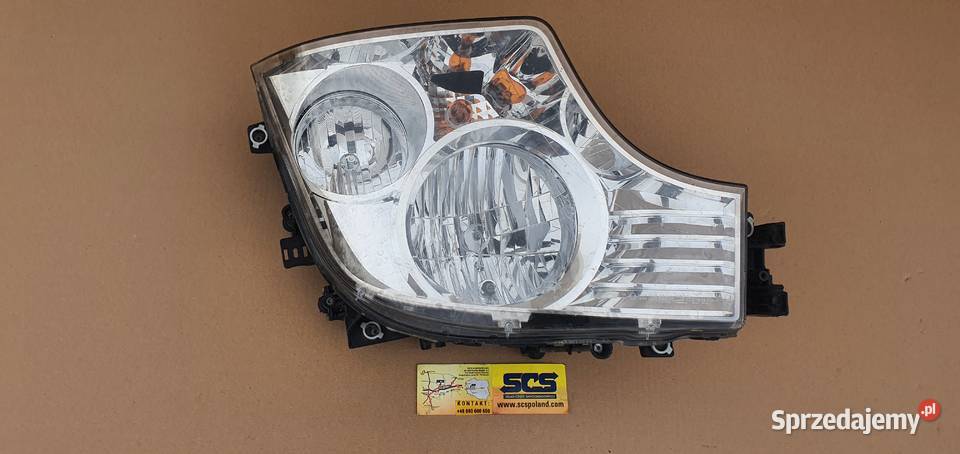 MERCEDES ACTROS MP4 REFLEKTOR PRAWY LAMPA Prawe Bieleń