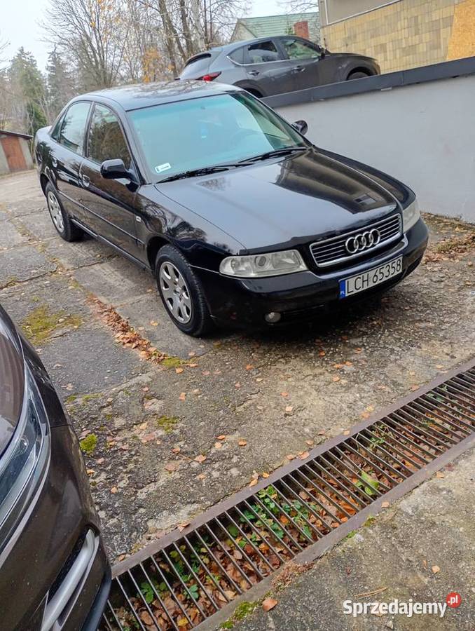 Audi a4 B5 1t z gazem Rok produkcji 2000 Rejowiec Fabryczny
