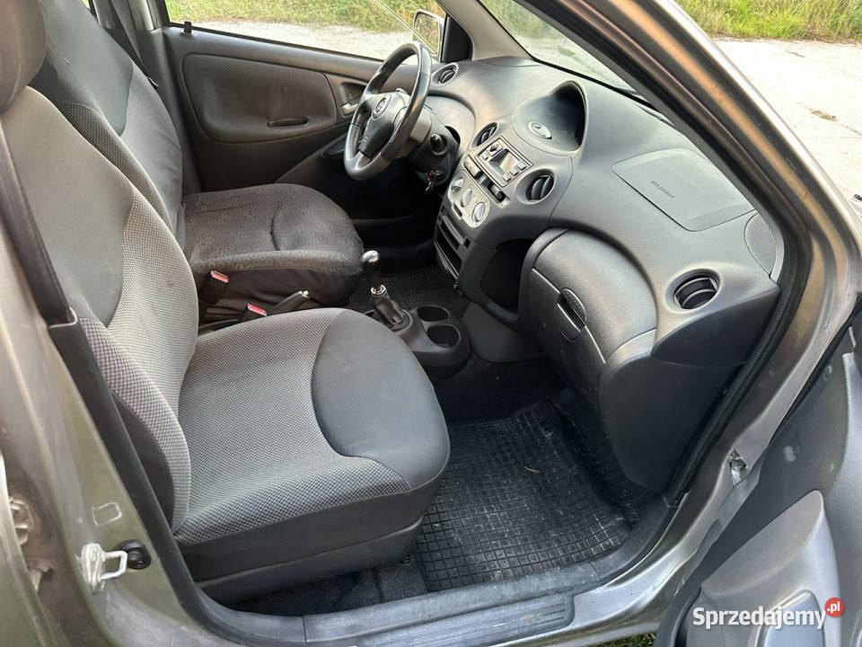 Toyota Yaris Polski salon liftingu 5 drzwi VAT marża Wejherowo sprzedam