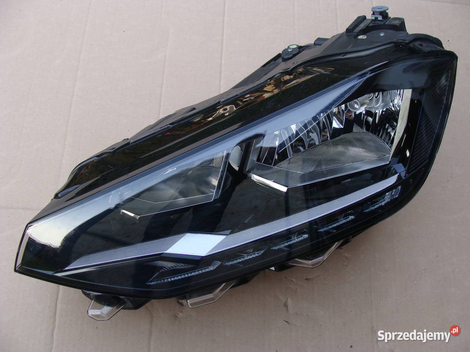 GOLF VII 7 SPORTSVAN LIFT LEWA LAMPA 517941005D osobowe Goleniów sprzedam
