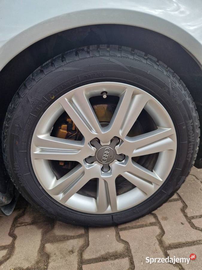 Piękne Audi A4 B8 18T 160 manual led xenon 2 kpl Sedan / Limuzyna Iłża sprzedam