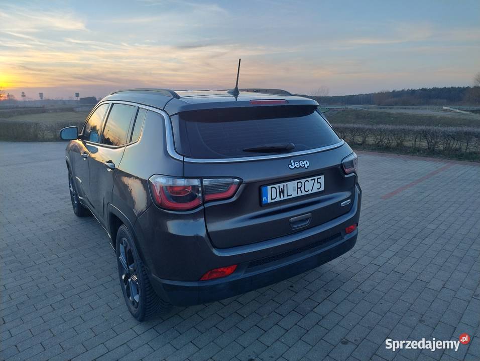 Jeep Compass Lognitude 2019r 14 benzyna Rok produkcji 2019