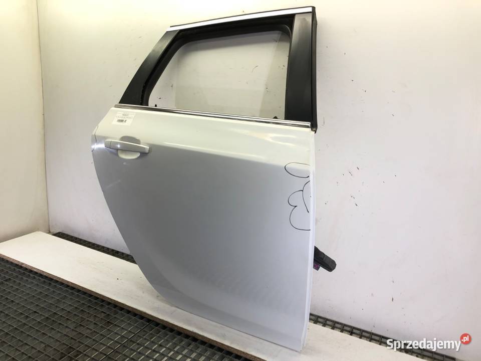 DRZWI PRAWY TYŁ OPEL ASTRA J Kombi 1015