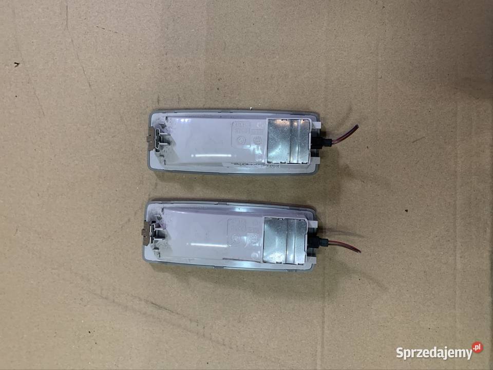 9215603 lampka podsufitki bmw x1 e84 lift lci Szczecin sprzedam