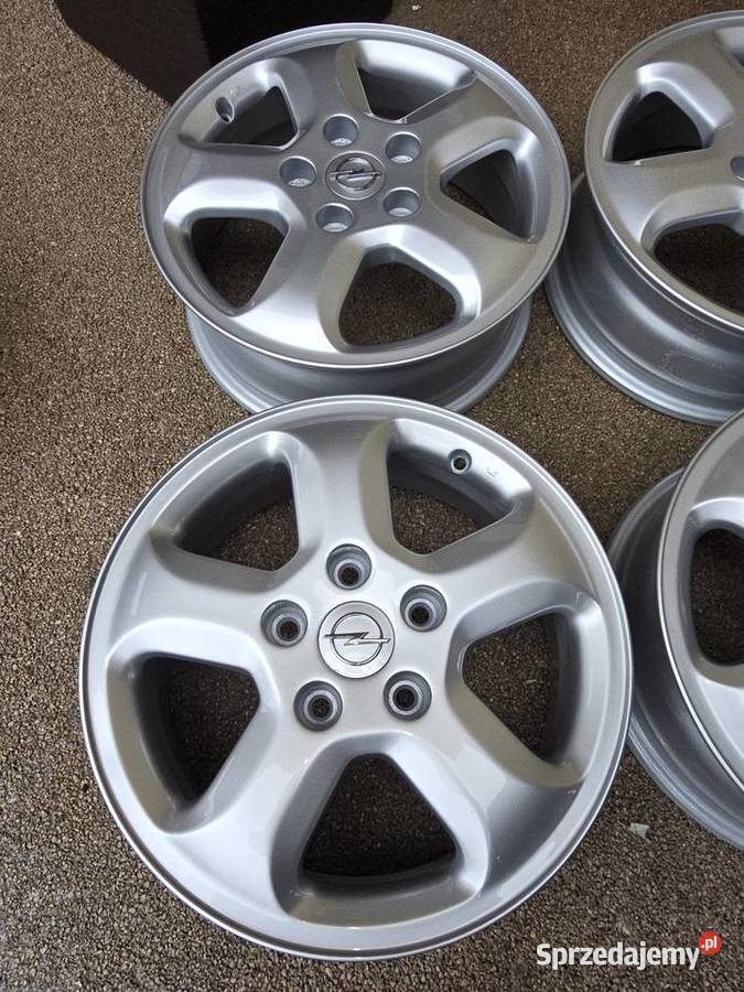 Alufelgi Trafic Vivaro 5x118 r16 Średnica 16"