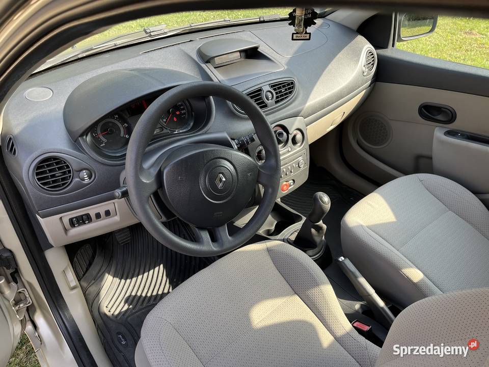 Renault Clio III 2006 z oszczędnym silnikiem 15 immobilizer Renault Tarnów sprzedam