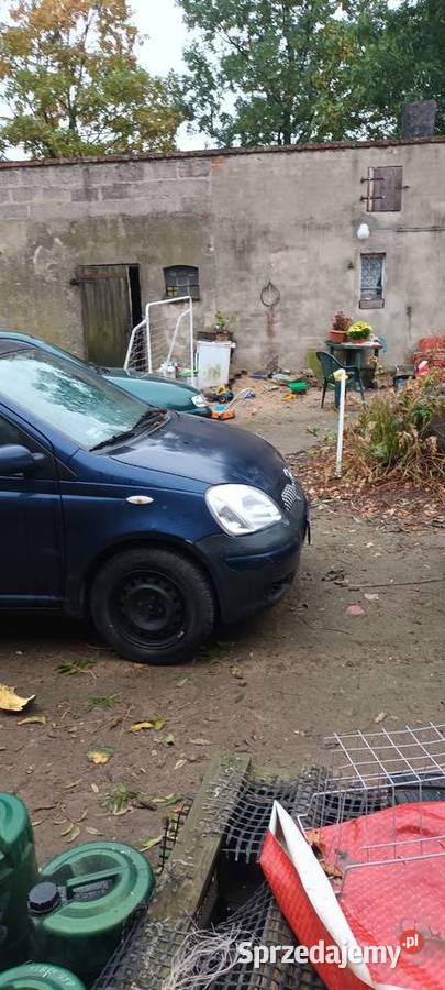 Toyota Yaris nieuszkodzony Yaris Samochody osobowe Orzechowo