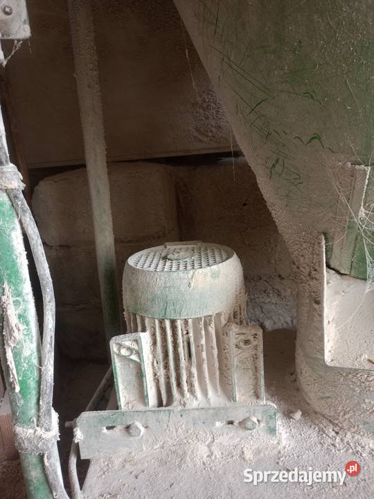 Mieszalnik paszy 700 sprzedam