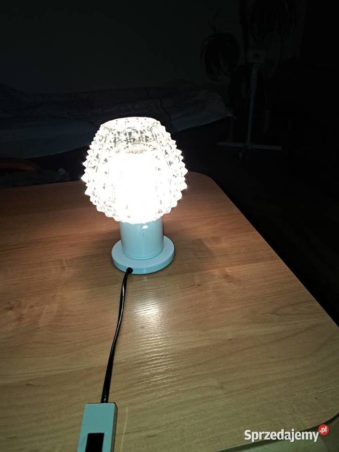 Retro lampka nocna z 60 tych lat firmy Kamenick
