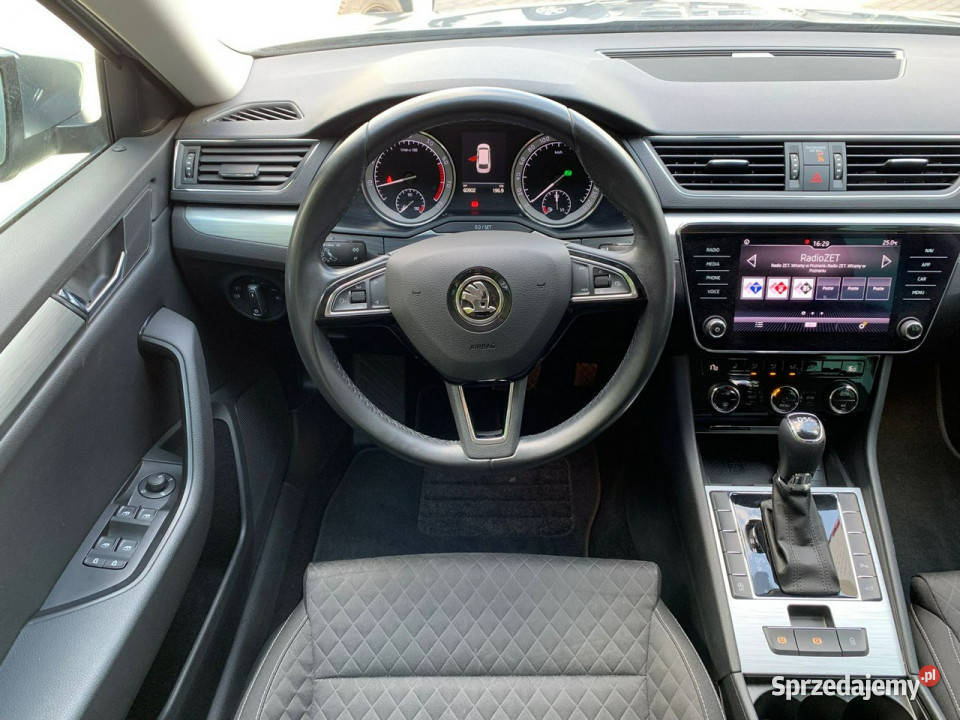 koda Superb 15 TSI DSG Zarejestrowany gniazdo USB