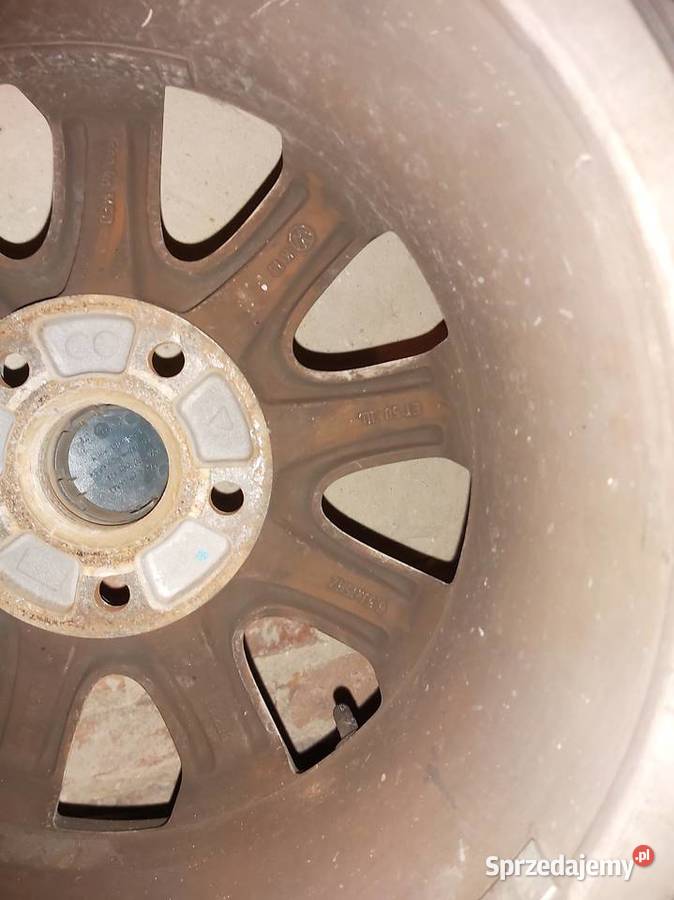 Cztery alufelgi z oponami 15 do Volkswagena Kalisz