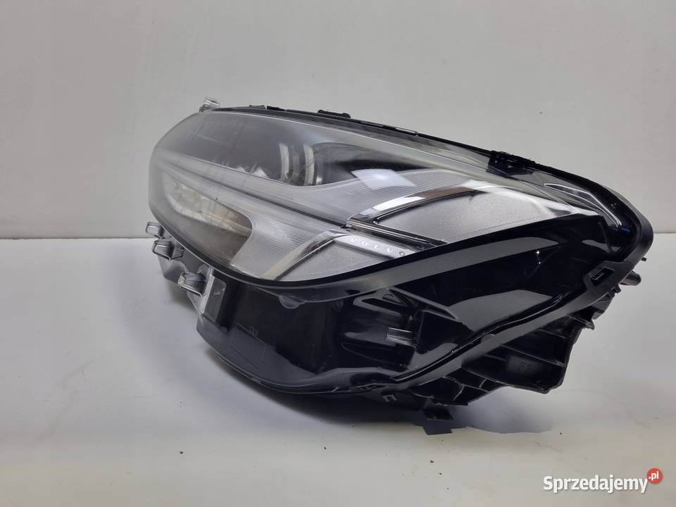 LAMPA LEWA PRZEDNIA Volvo S90 V90 II lewy przód Lampy przednie