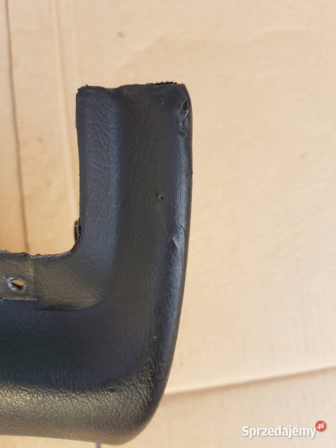 osłona pod kierownicę kolanami Mercedes W208 CLK deski rozdzielcze, konsole Gdańsk