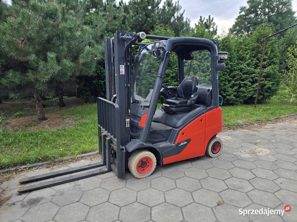 Linde H16T01 Triplex 4 sekcje półkabina import Magazynowanie Godziesze Małe sprzedam