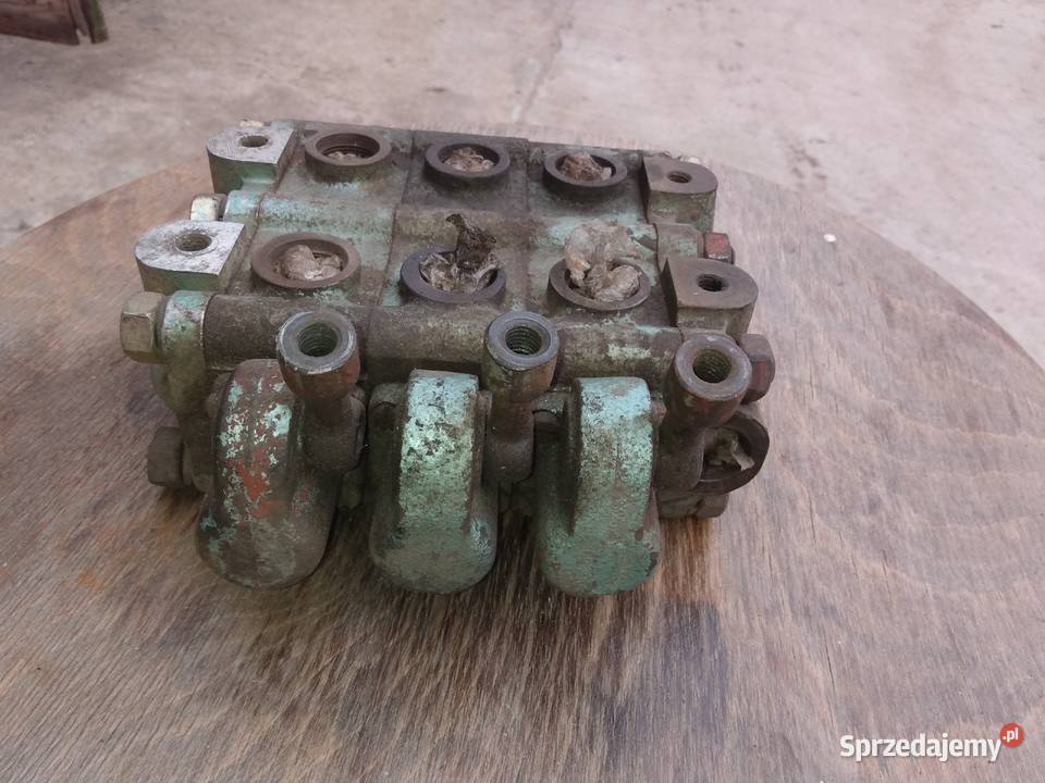 rozdzielacz 3 sekcyjny