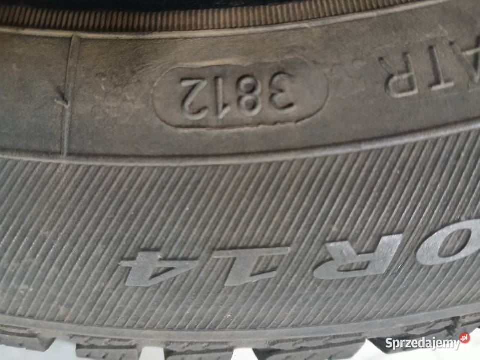 Opony zimowe Dębica 16570 R14 bieżnik 5mm 4 Mysłowice sprzedam