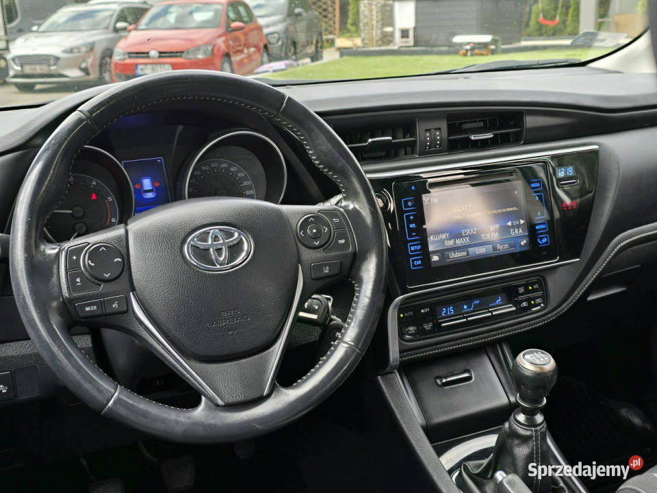 Toyota Auris 16 D4D Premium Salon II 2012 wspomaganie kierownicy Skępe