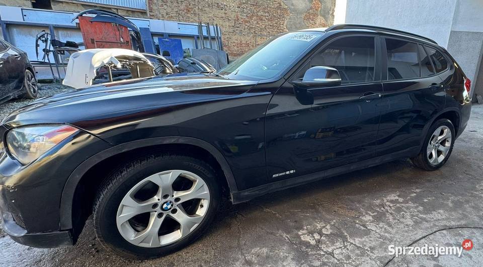 BMW X1 20 BENZYNA SDRIVE 28i Automat 245 Węgrzce