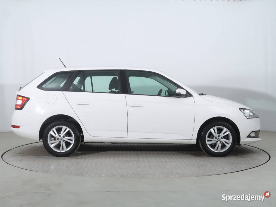 Skoda Fabia 10 TSI manualna śląskie Katowice