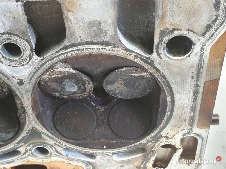 VW Polo IV 12 12V GŁOWICA CYLINDRÓW wałki