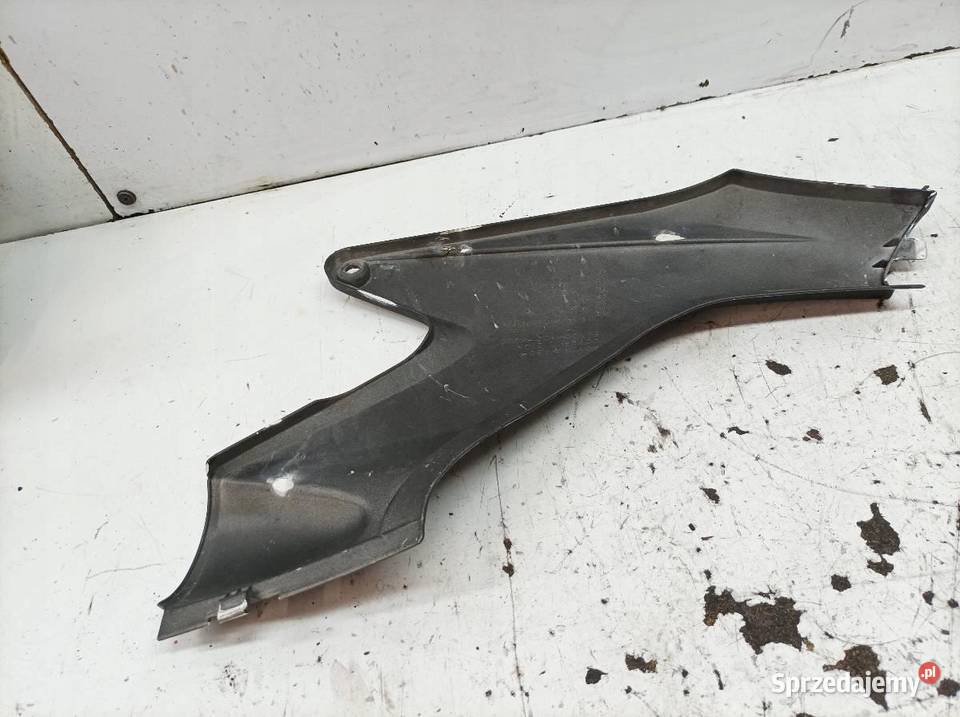 OSŁONA OWIEWKA LEWY BOK POD KANAPĘ 83700MBZK000