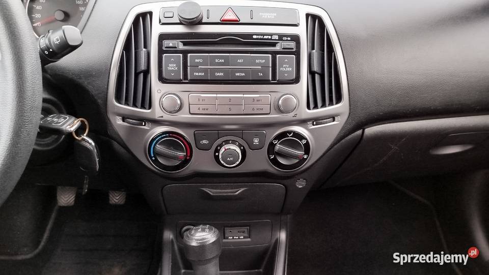 Hyundai i20 LIFT Bezwypadkowy Niski Przebieg Hatchback Bytów