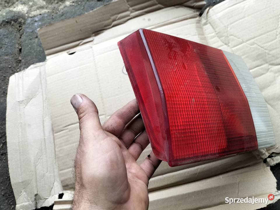 AUDI 80B3 SEDAN 80B4 KOMLI LAMPA TYŁ TYLNA LEWA Kamień-Kolonia