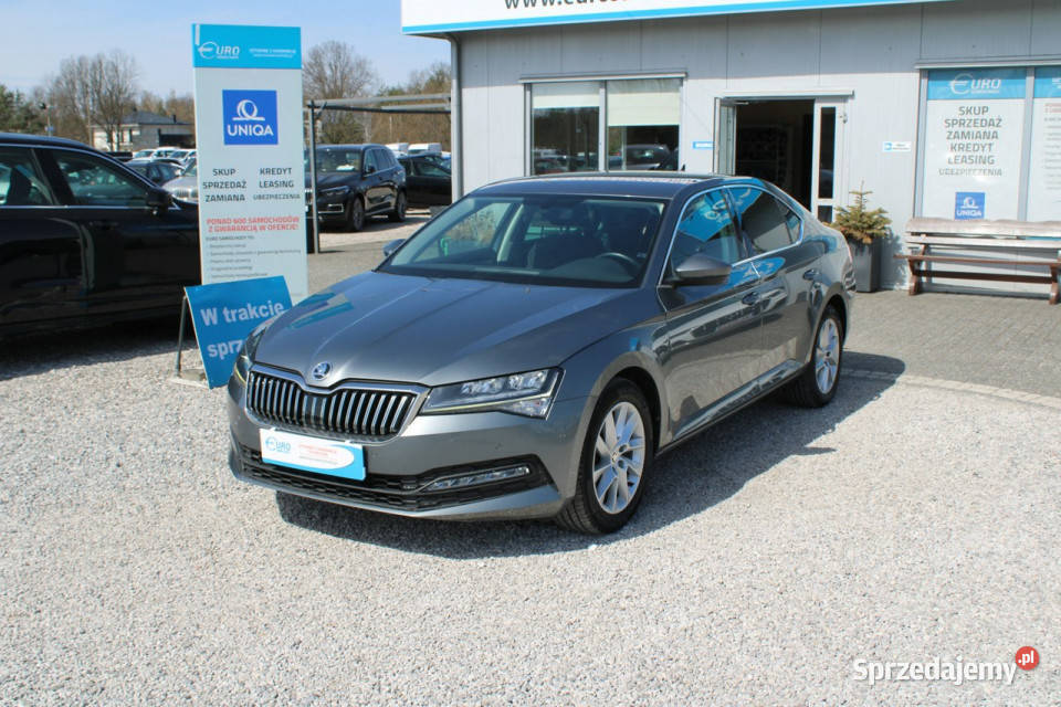 koda Superb Ambition DSG Nawigacja netto 70650 światła LED Superb Warszawa