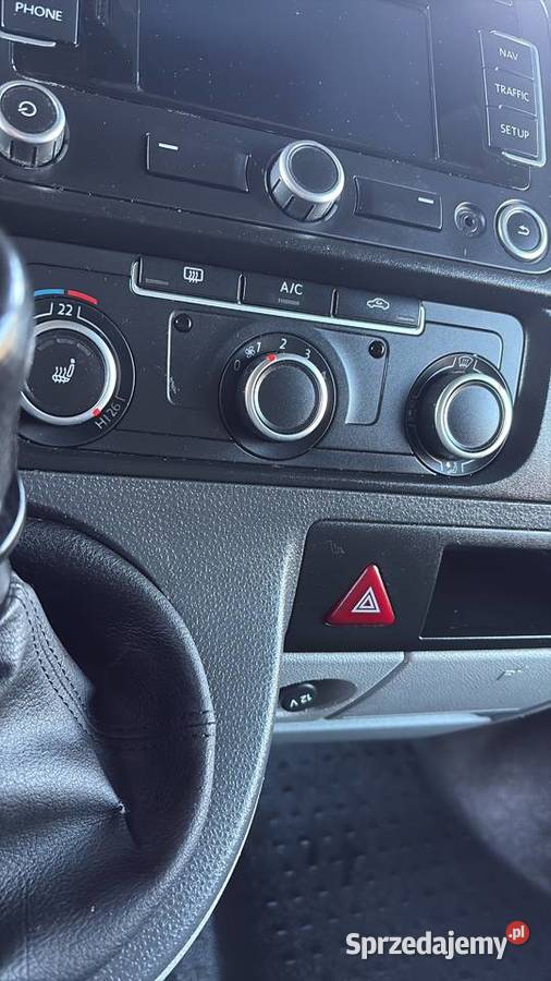 VW t5 transporter 2014r klimatyzacja webasto Rok produkcji 2014 Lębork