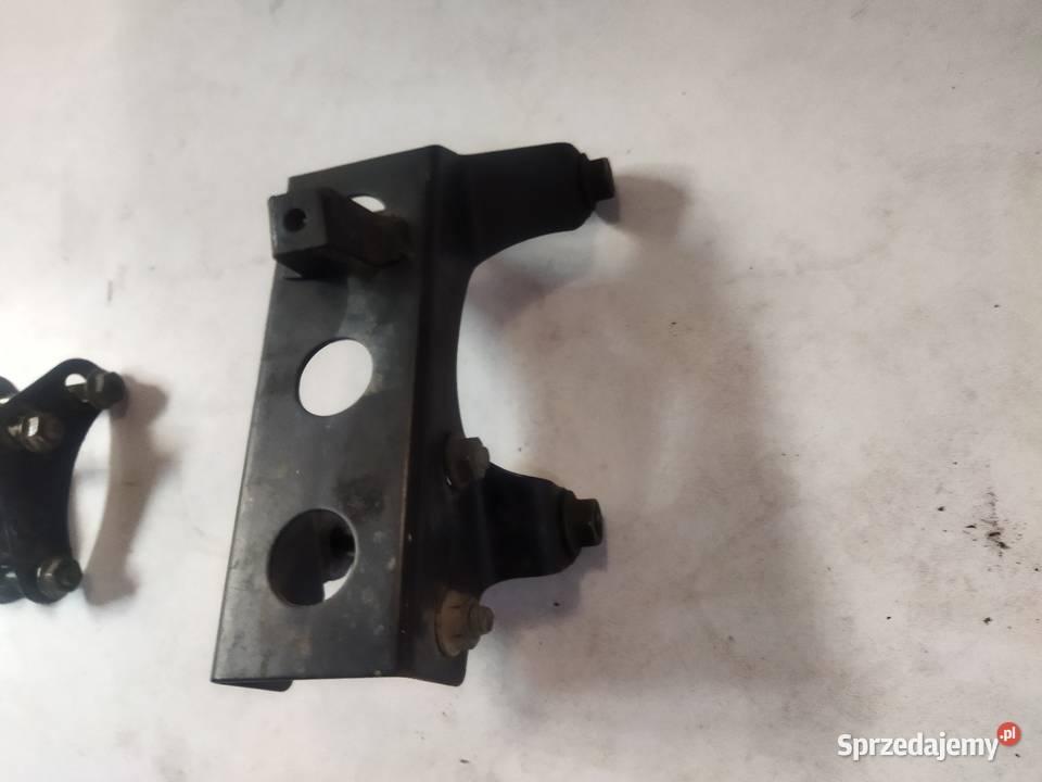 Keeway RKS 125 zawiesia uchwyty silnika