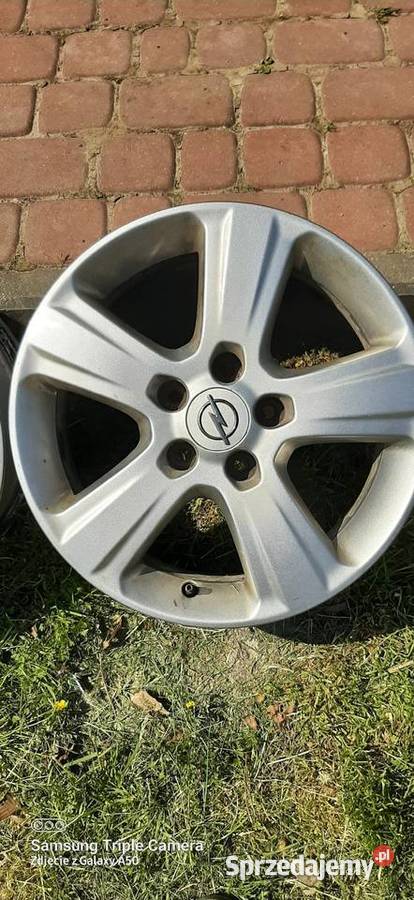Alufelgi 16 OPEL jeździły w Vectrze Turobin