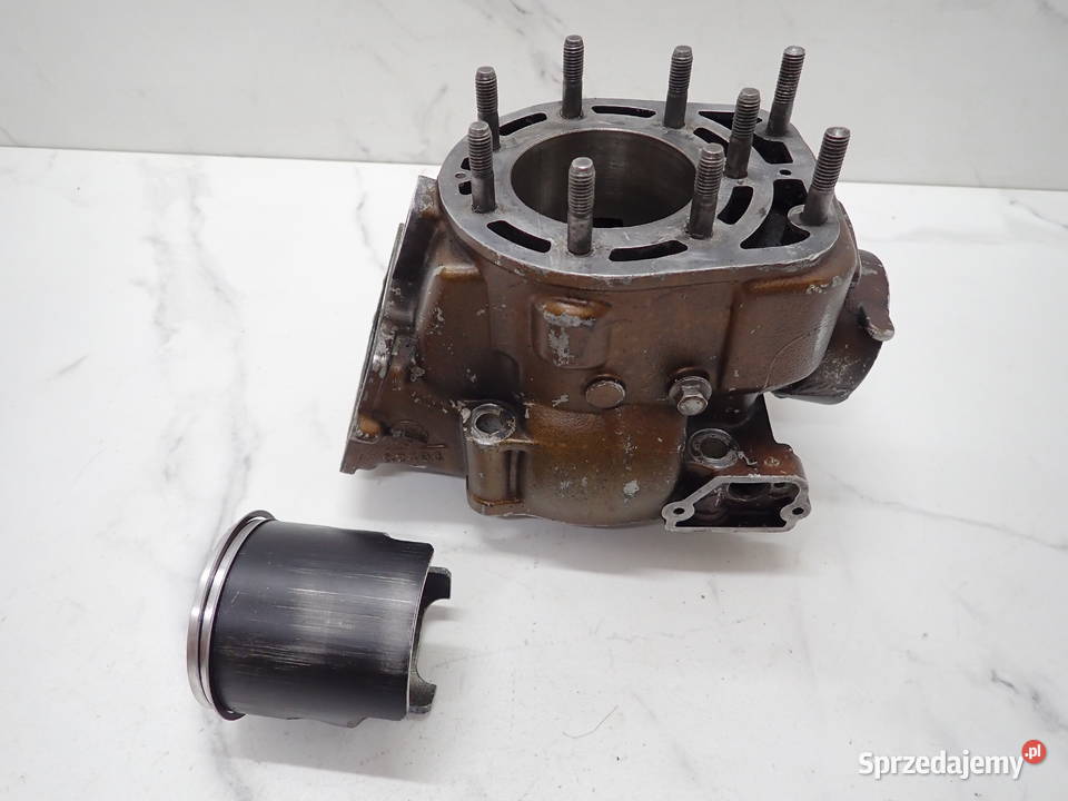 Cylinder Nikasil Lekkie Rysy Nowy Tłok 8109DB Cylindry, głowice, pierścienie Strzelce Krajeńskie sprzedam