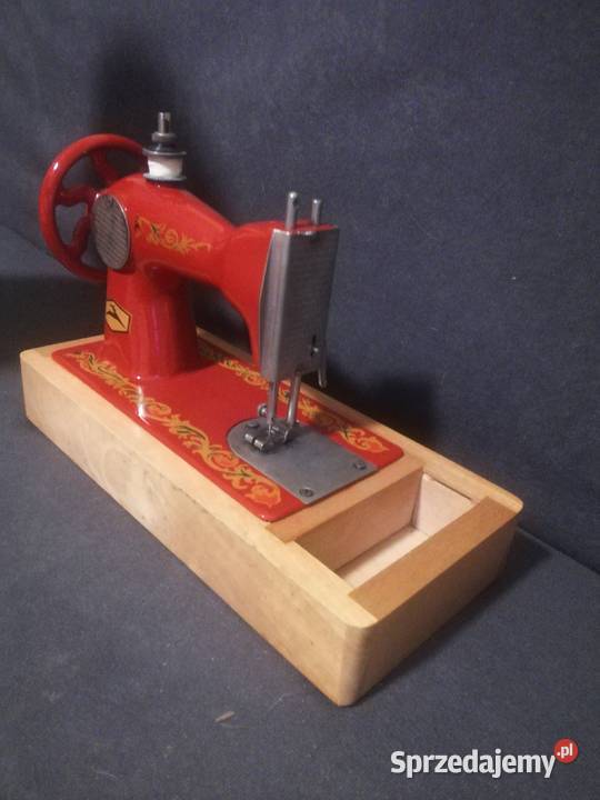 ZABYTKOWA MASZYNA DO SZYCIA Z LAT PRLU mazowieckie Wyszków