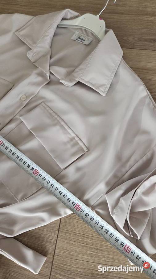 Damska bluzka z kołnierzykiem krótka koszula Pleszew