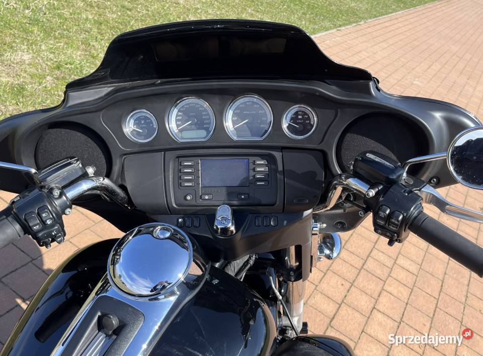 2015 HarleyDavidson electra flht cruiser Nisko