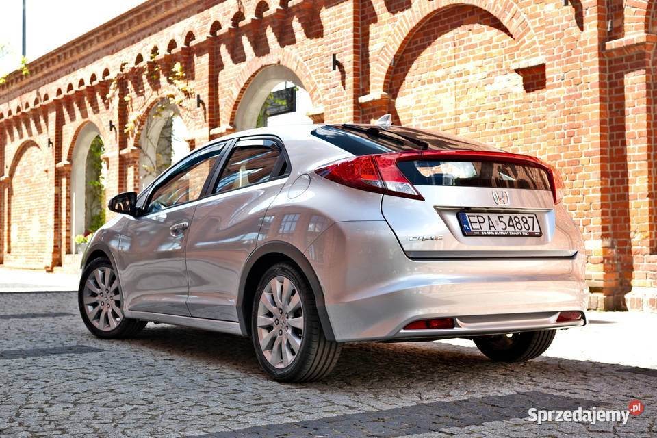 Honda Civic IX 18 vtec 142 konie 2012 Zadbany i manualna Civic