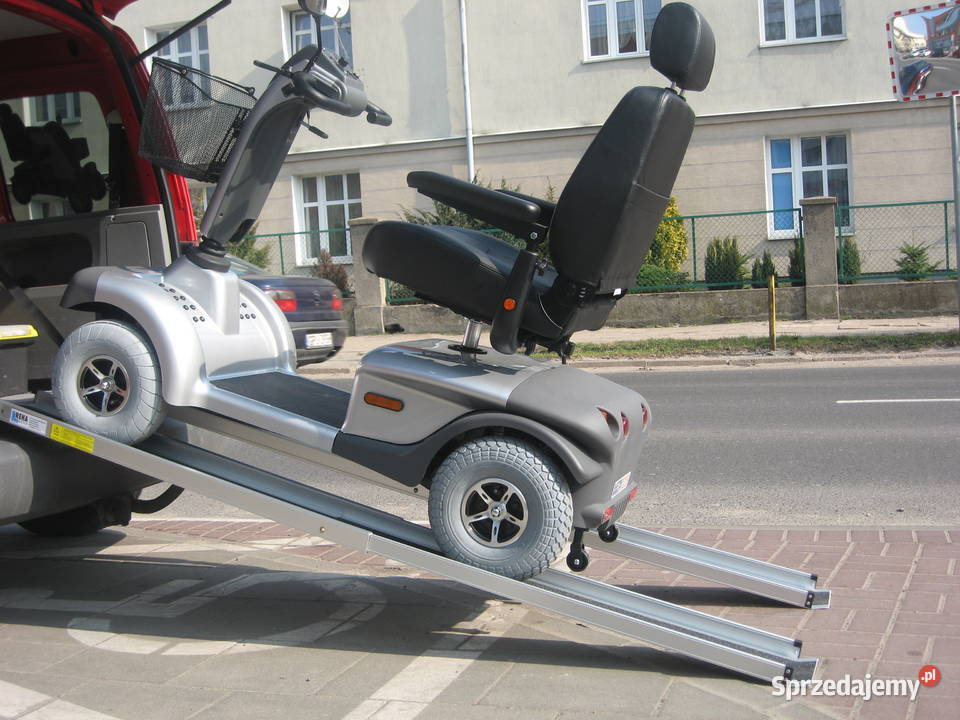 NAJAZDY DO TRANSPORTU 153