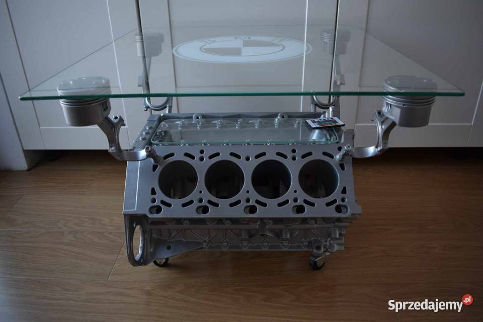 Stolik z silnika BMW V8