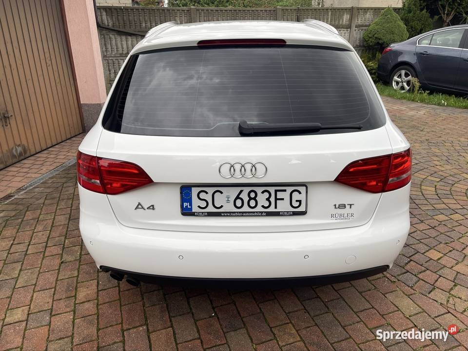 Audi a4 b8 kombi benzyna 6 bieg Alu klima grzane 16080km Częstochowa sprzedam