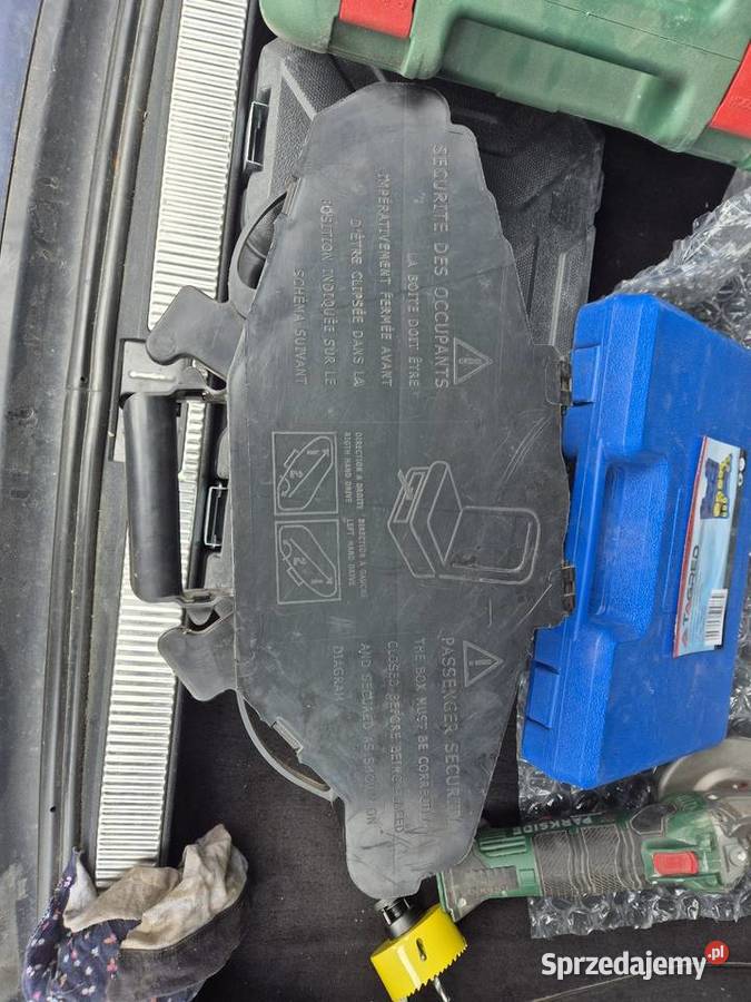 Skrzynka lewarek podnośnik VIVARO TRAFIC sprzedam