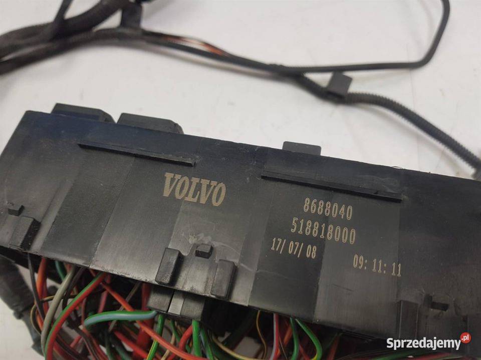 SKRZYNKA BEZPIECZNIKÓW VOLVO V50 518818000 Lipno sprzedam