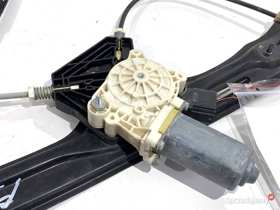 PODNOŚNIK SZYBY PRAWY PRZÓD BMW F16 7322748 SUV Części samochodowe