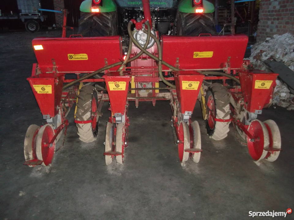 Siewnik do kukurydzy Becker