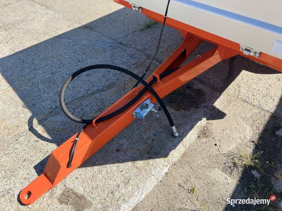 Przyczepka przyczepa 15 2T z Kiper oświetlenie Włocławek