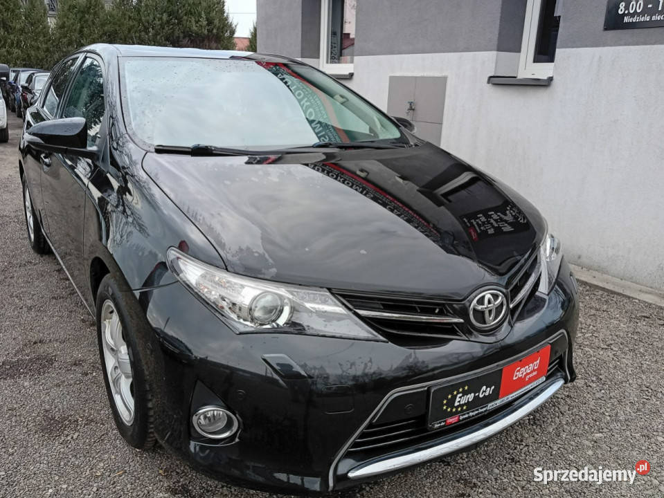Toyota Auris II 2012