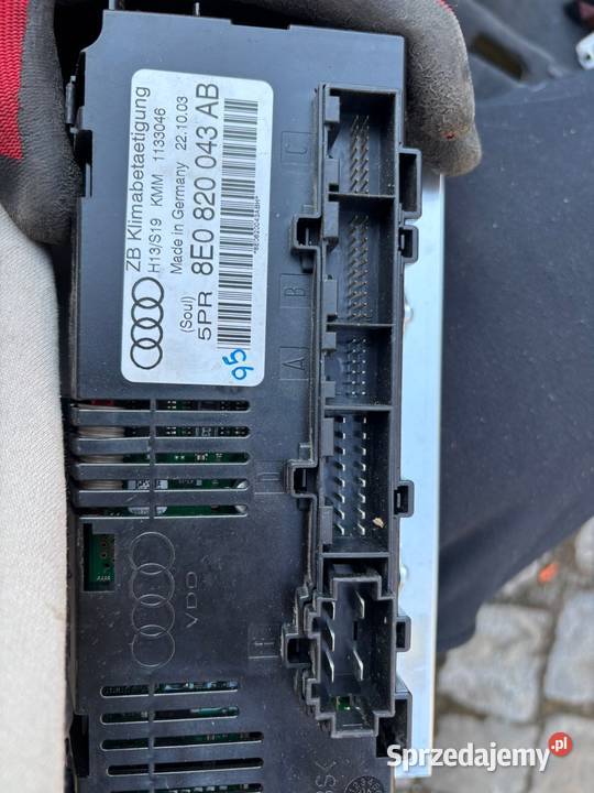 Panel klimatyzacji klimatronik audi a4 b6b7 Świątniki Górne