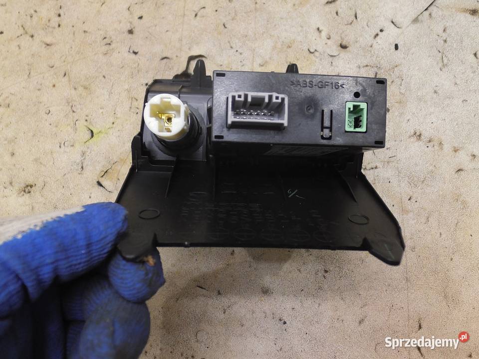 CZYTNIK KART NAVIGACJI MAZDA 3 BM 13 BH91669U0