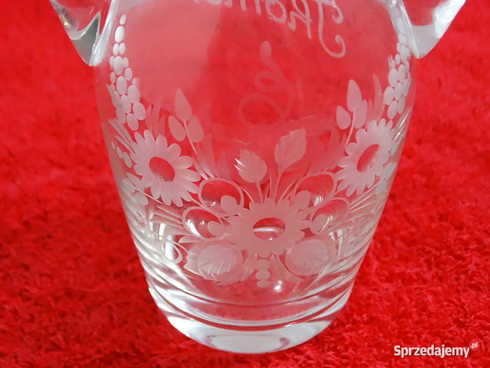 Elegancki Szklany Wazonik Amfora z Grawerem Biłgoraj