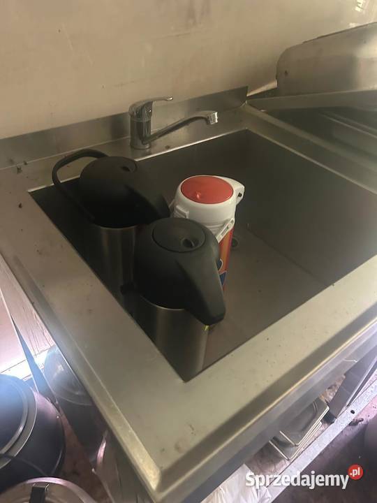 NIERDZEWNE WYPOSAŻENIE LOKALU GASTRONOMICZNEGO Bytom