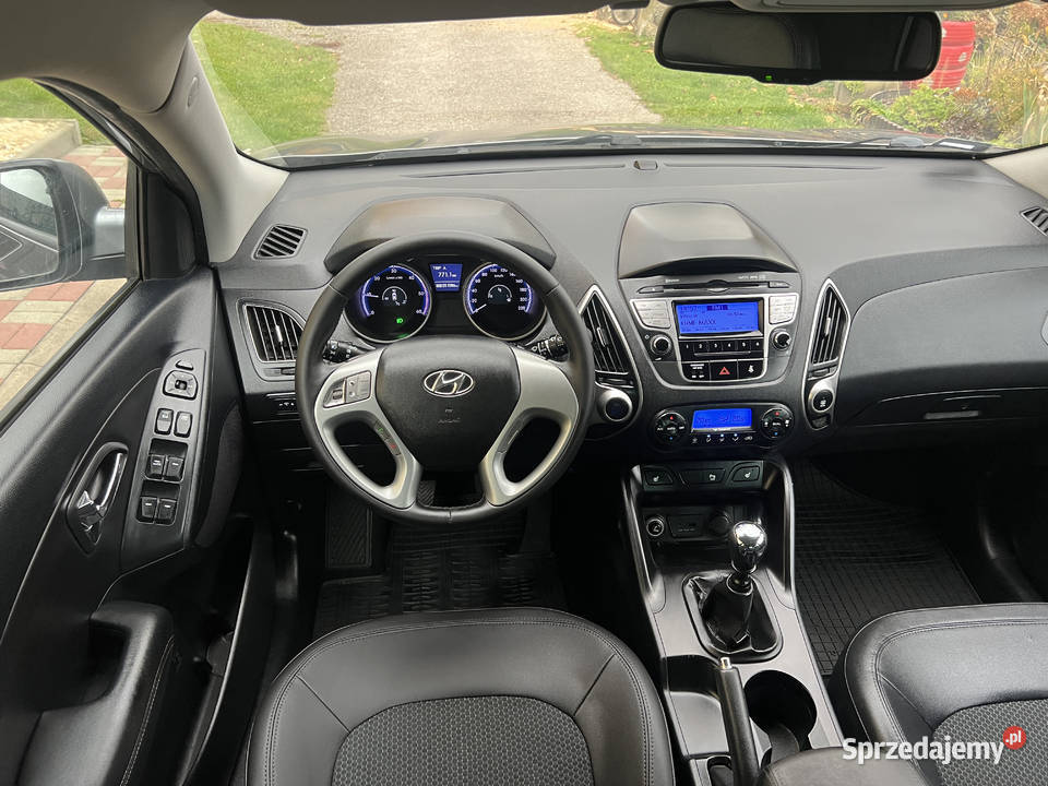 Hyundai ix35 20 CRDi 184 4WD 4x4 Premium Alu 18 poduszka powietrzna ix35 ix35 Nowa Słupia